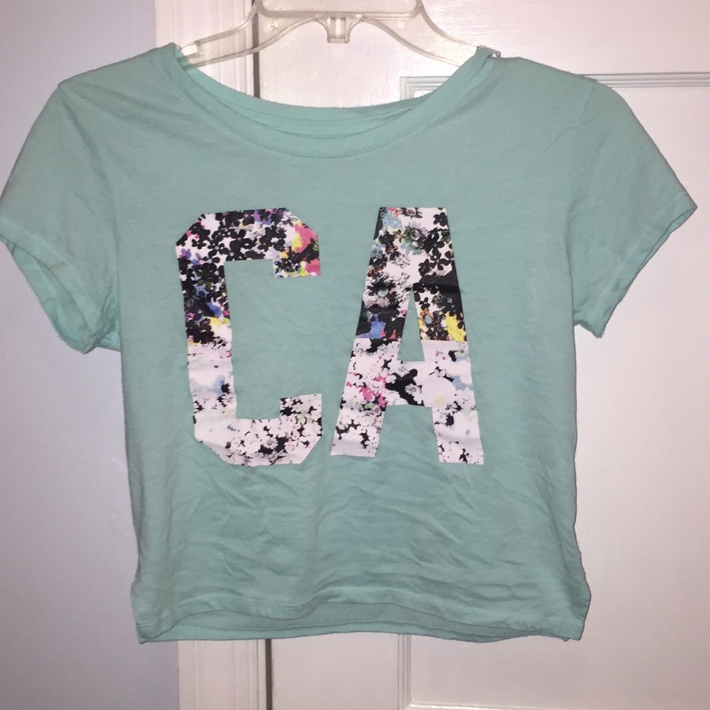 Aeropostale cropped tee